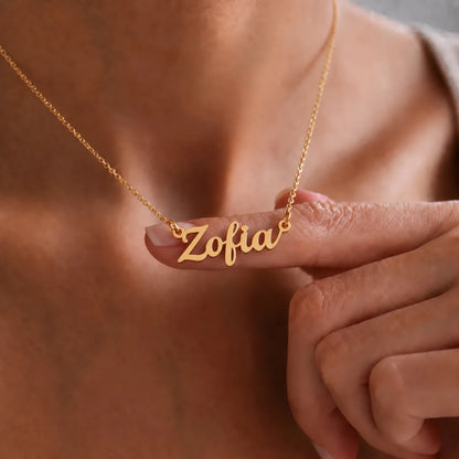 Naszyjnik z personalizowanymi imionami — złoty, 1 imię w użyciu