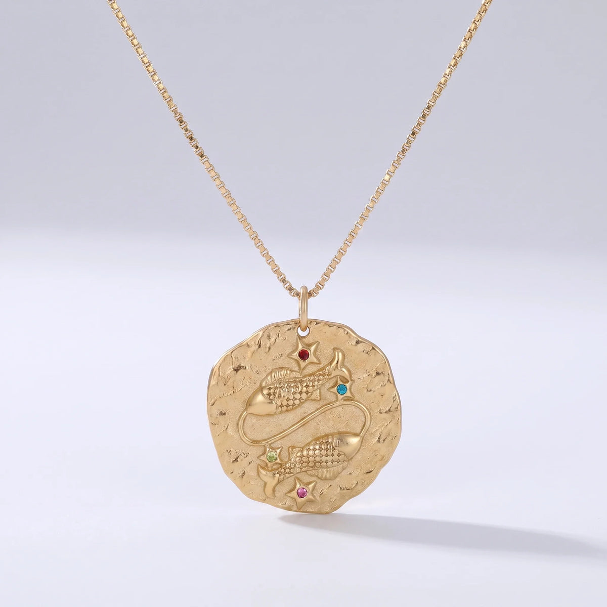 Naszyjnik z rustykalnym medalionem zodiaku: Ryby.