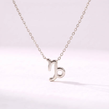 Naszyjnik z symbolem znaku zodiaku Koziorożca — srebrny